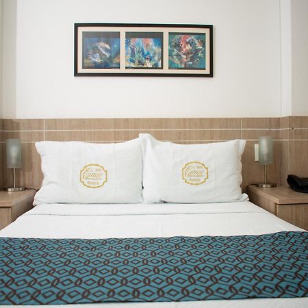 Hotel Cinco มอนเตริอา ภายนอก รูปภาพ