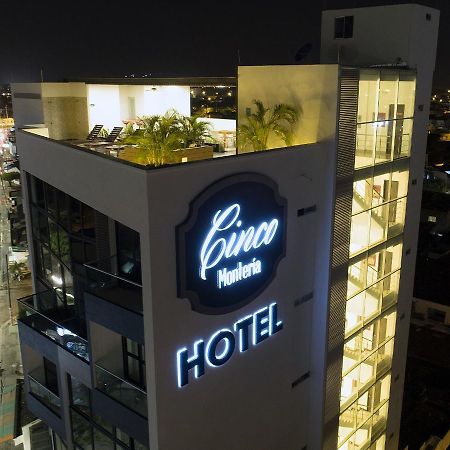 Hotel Cinco มอนเตริอา ภายนอก รูปภาพ