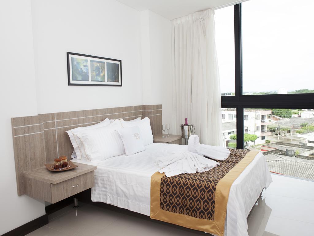 Hotel Cinco มอนเตริอา ห้อง รูปภาพ