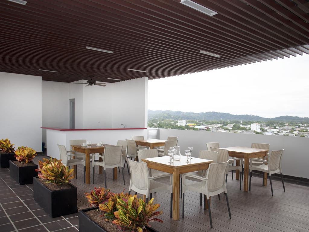 Hotel Cinco มอนเตริอา ภายนอก รูปภาพ