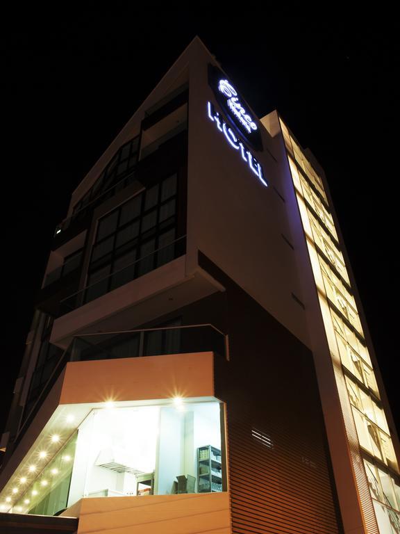 Hotel Cinco มอนเตริอา ภายนอก รูปภาพ